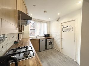 Photo 5- click for photo gallery